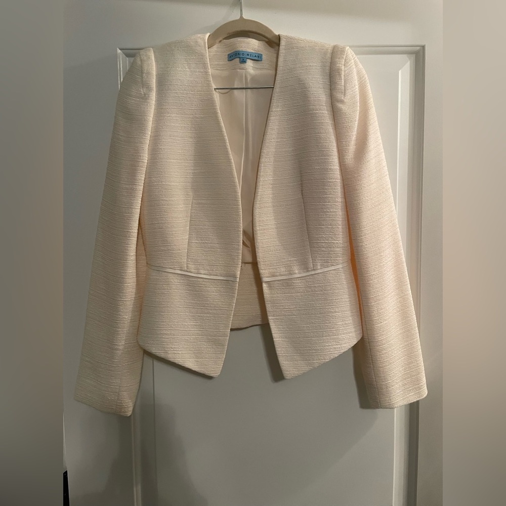 Elegant Cream  2 piece skirt suit.Size 2 blazer NWOT. Size 6 skirt. NWT.